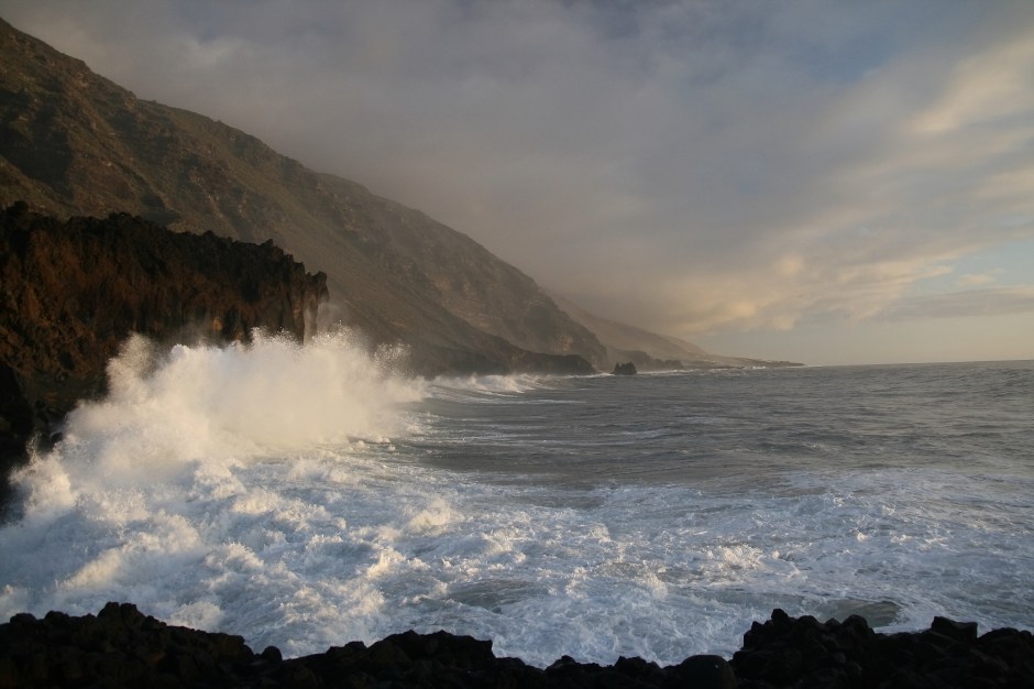 Baltās smilšu pludmales La Palmā nemeklējiet