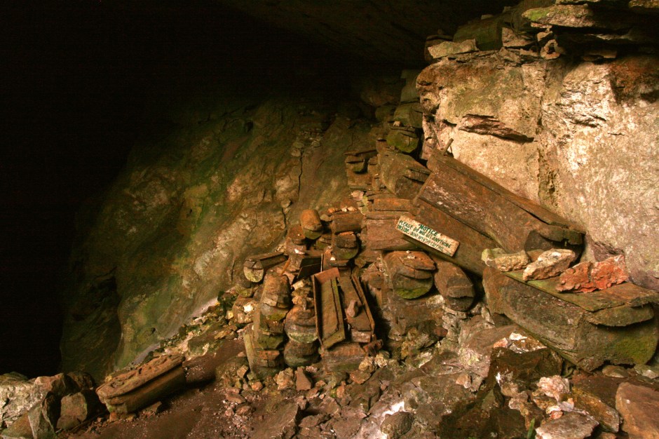 Apbedījumi Lumiang alā